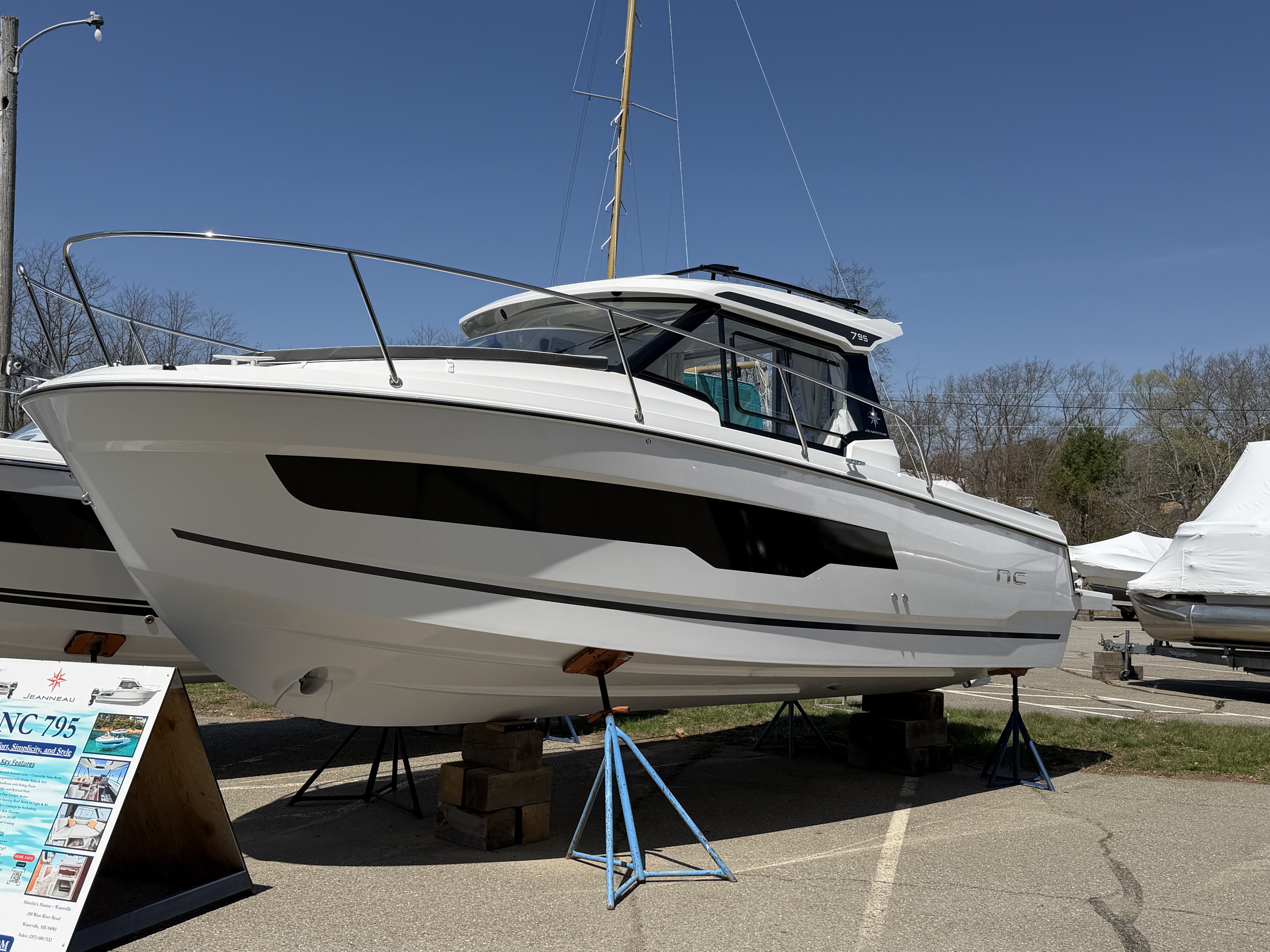 2026 Jeanneau NC 795 S2