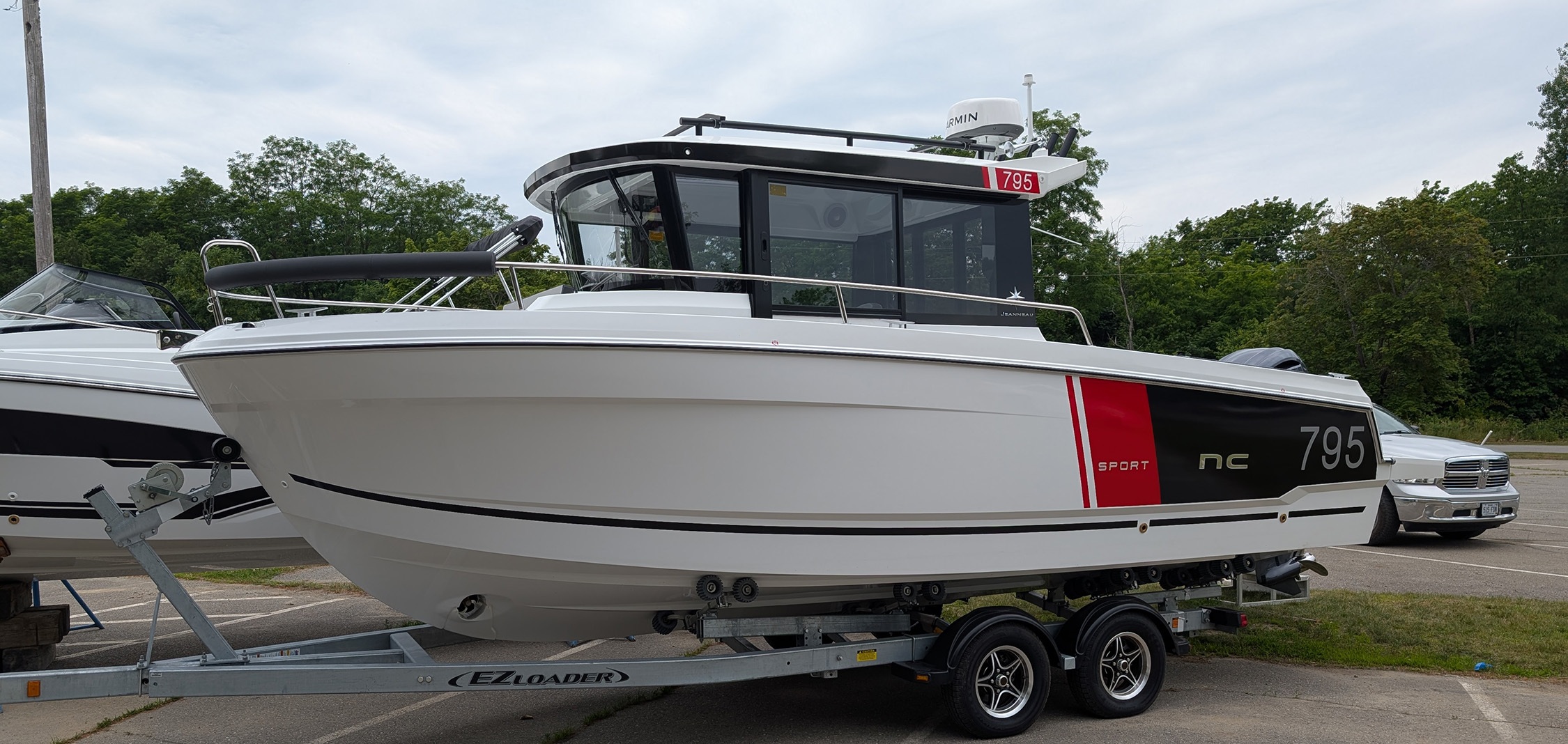 2025 Jeanneau NC 795 Sport S2