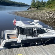 2021 Jeanneau NC 895 Weekender