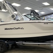 2026 Mastercraft NXT24 - Navy/White