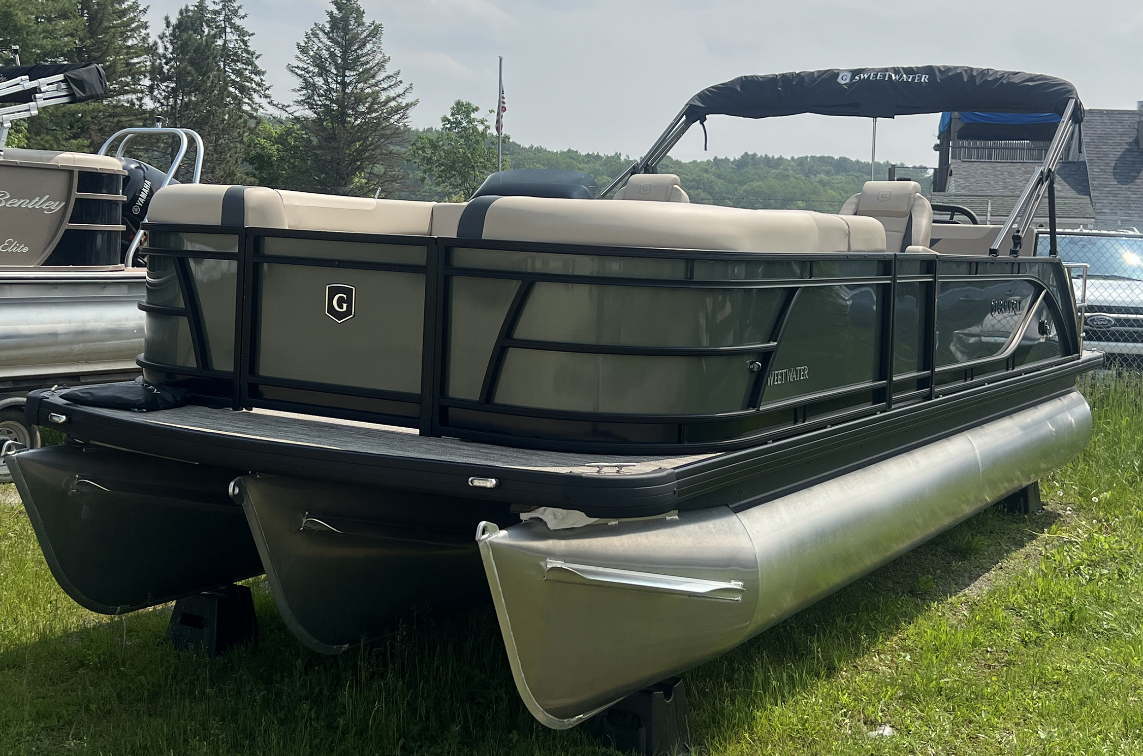 2025 Godfrey SW2286SFLC Triple Pontoon Boat - Sage