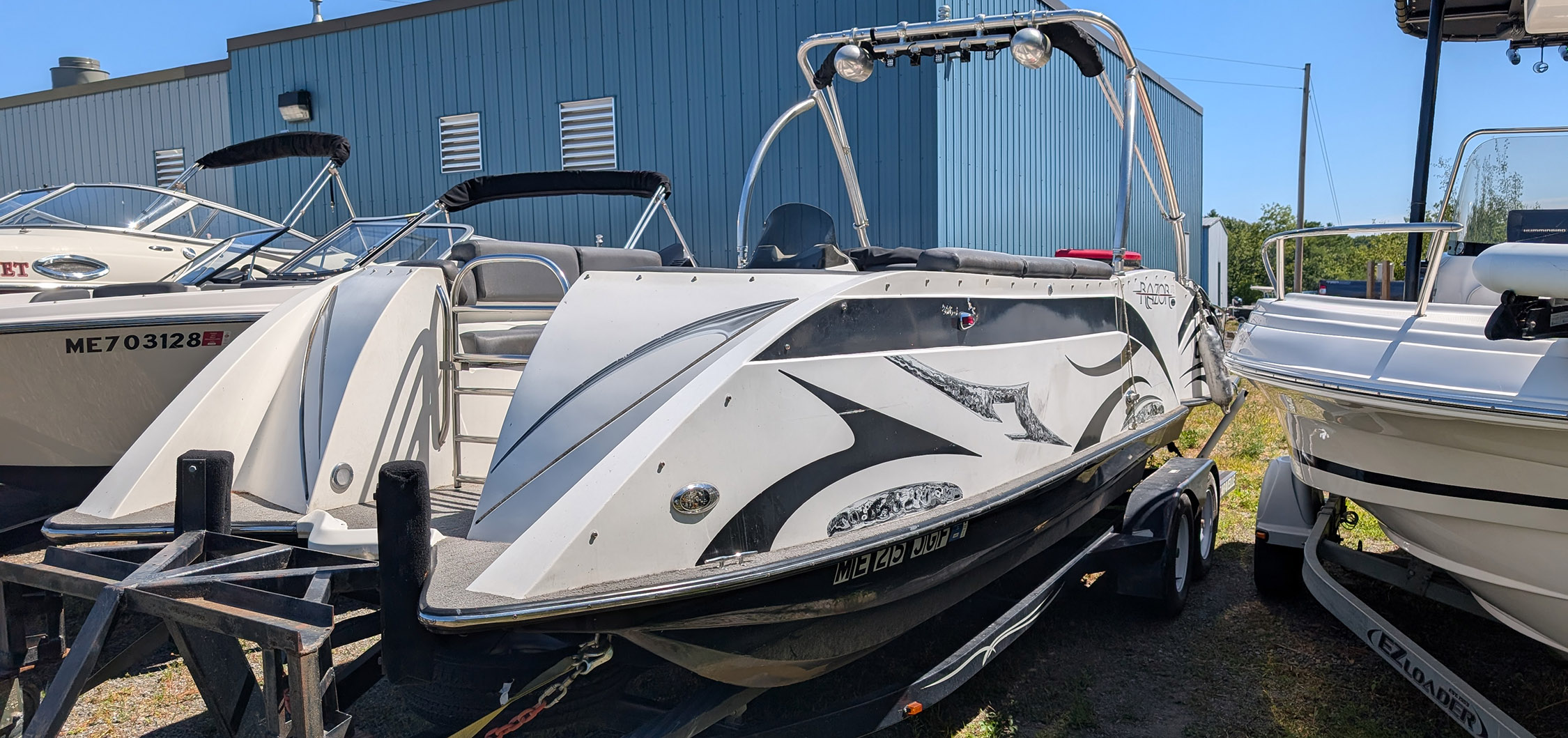 2014 Caravelle Razor 247