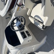2024 Stingray 192SC - Black