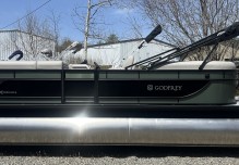 2025 Godfrey EX2286SBX Triple - Sage