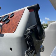 1987 SmokerCraft Pontoon