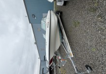 1999 Boston Whaler 18 Ventura