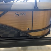 2025 Bennington 20SSRSE Pontoon Boat - Gold/Black